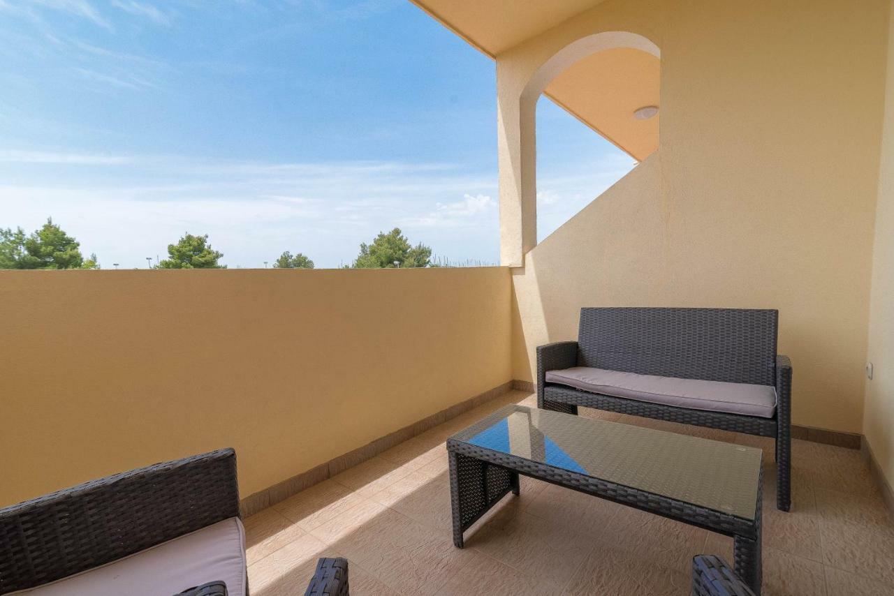 Apartman Burcul Sukošan Zewnętrze zdjęcie