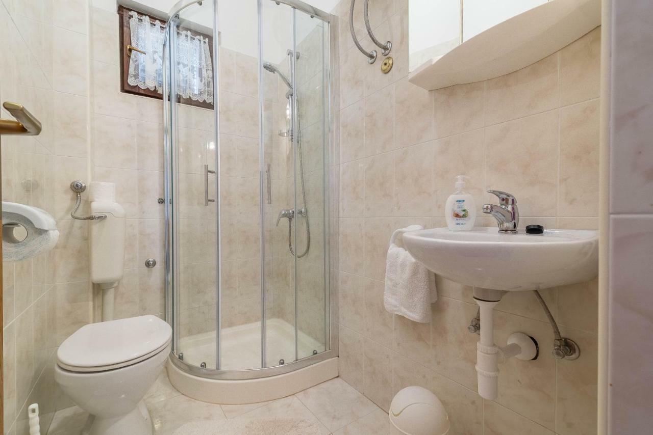 Apartman Burcul Sukošan Zewnętrze zdjęcie