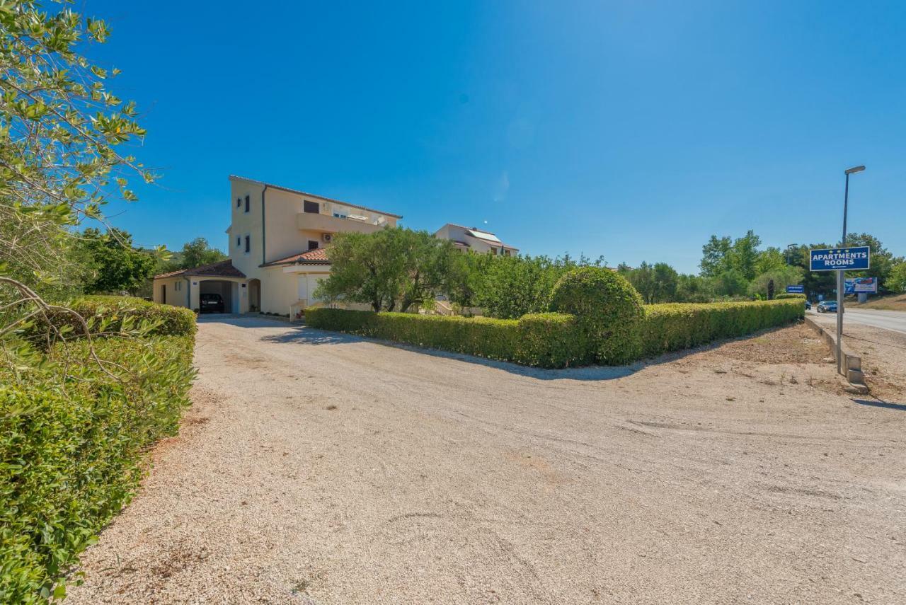 Apartman Burcul Sukošan Zewnętrze zdjęcie
